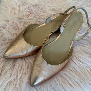 Banana Republic rose gold low heel shoes size 7.5 Preowned